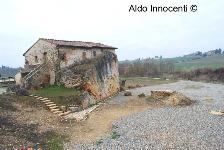 ACQUA BORRA: IL CASOLARE E LA ZONA DOVE SI TROVAVA LA VASCA 1' IMMAGINE