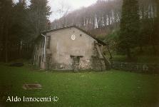 EDIFICIO_CHE_SI_TROVA_SUL_SIT_DELLA_BADIA_A_TAONA