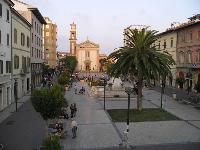 PIAZZA DUOMO A CECINA