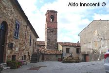 MONTEVERDI MARITTIMO: PIAZZA E CAMPANILE DELLA CHIESA DI SANT'ANDREA 1' IMMAGINE