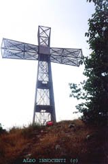 LA CROCE SULLA VETTA DEL MONTE CETONA