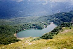 IL LAGO SANTO DAL SENTIERO PER IL MONTE GIOVO