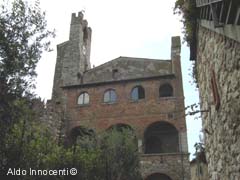 ALTRA IMMAGINE DEL PALAZZO COMUNALE DI SUVERETO